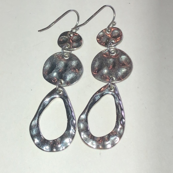 Elegant Silver Tone Hammered Boho Dangle Earrings - Picture 4 of 4